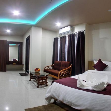 Bharalu Residency Hotell Guwahati Eksteriør bilde