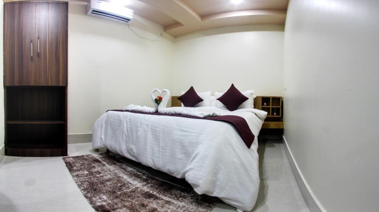 Bharalu Residency Hotell Guwahati Eksteriør bilde