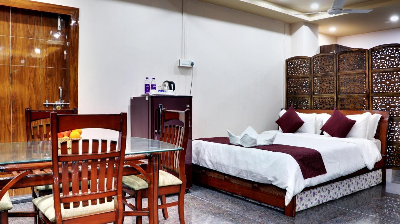 Bharalu Residency Hotell Guwahati Eksteriør bilde