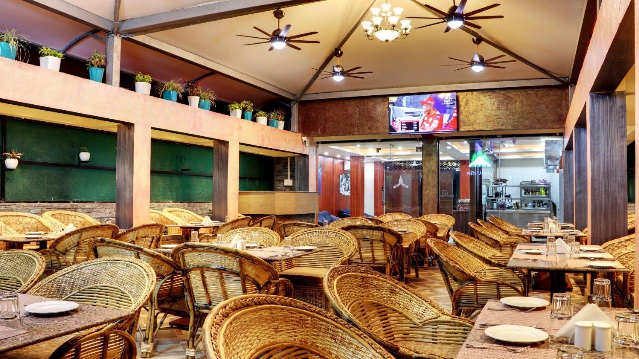 Bharalu Residency Hotell Guwahati Eksteriør bilde